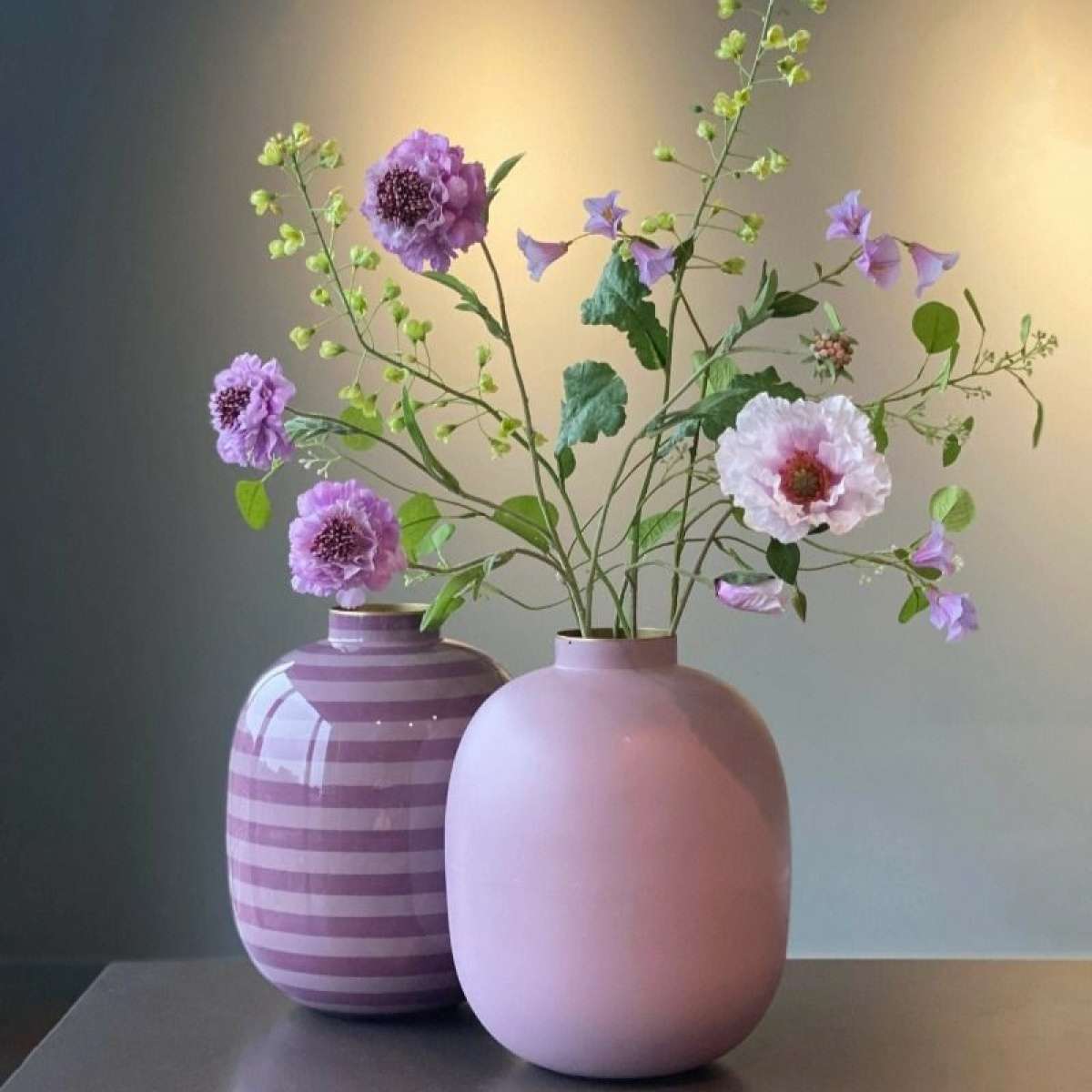 Immagine del prodotto Vaso Metal Stripes 32 cm - 2 Colori | Pip Studio Amsterdam