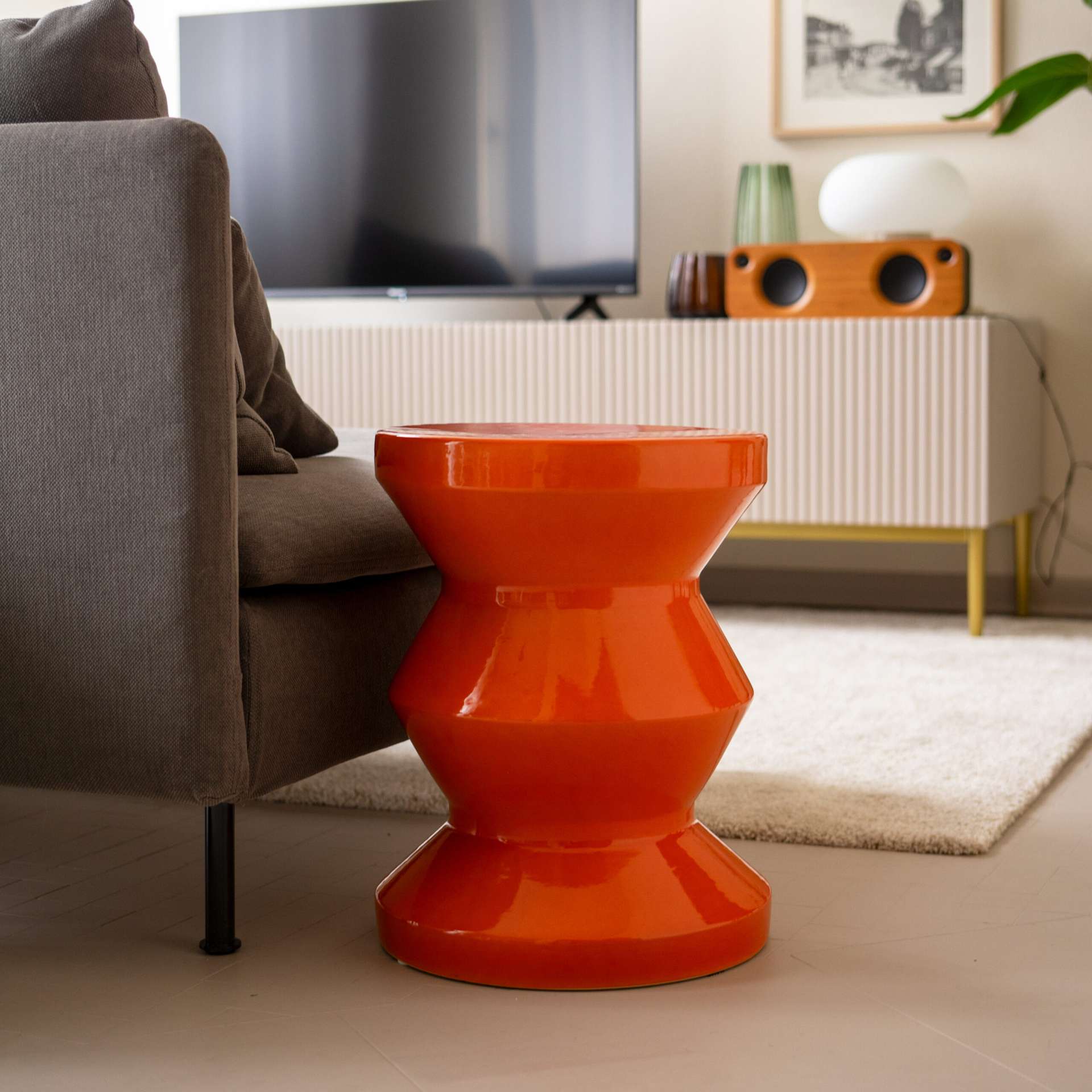 Immagine principale di Sgabello in Ceramica con finitura lucida Arancione | WD Lifestyle