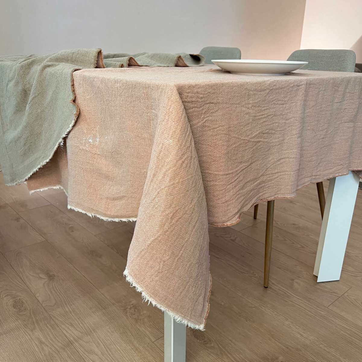 Immagine del prodotto Tovaglia Rettangolare Bicolor Arisa 150x180 cm in Cotone No Stiro (9 colori | Govina Biancheria per la Casa