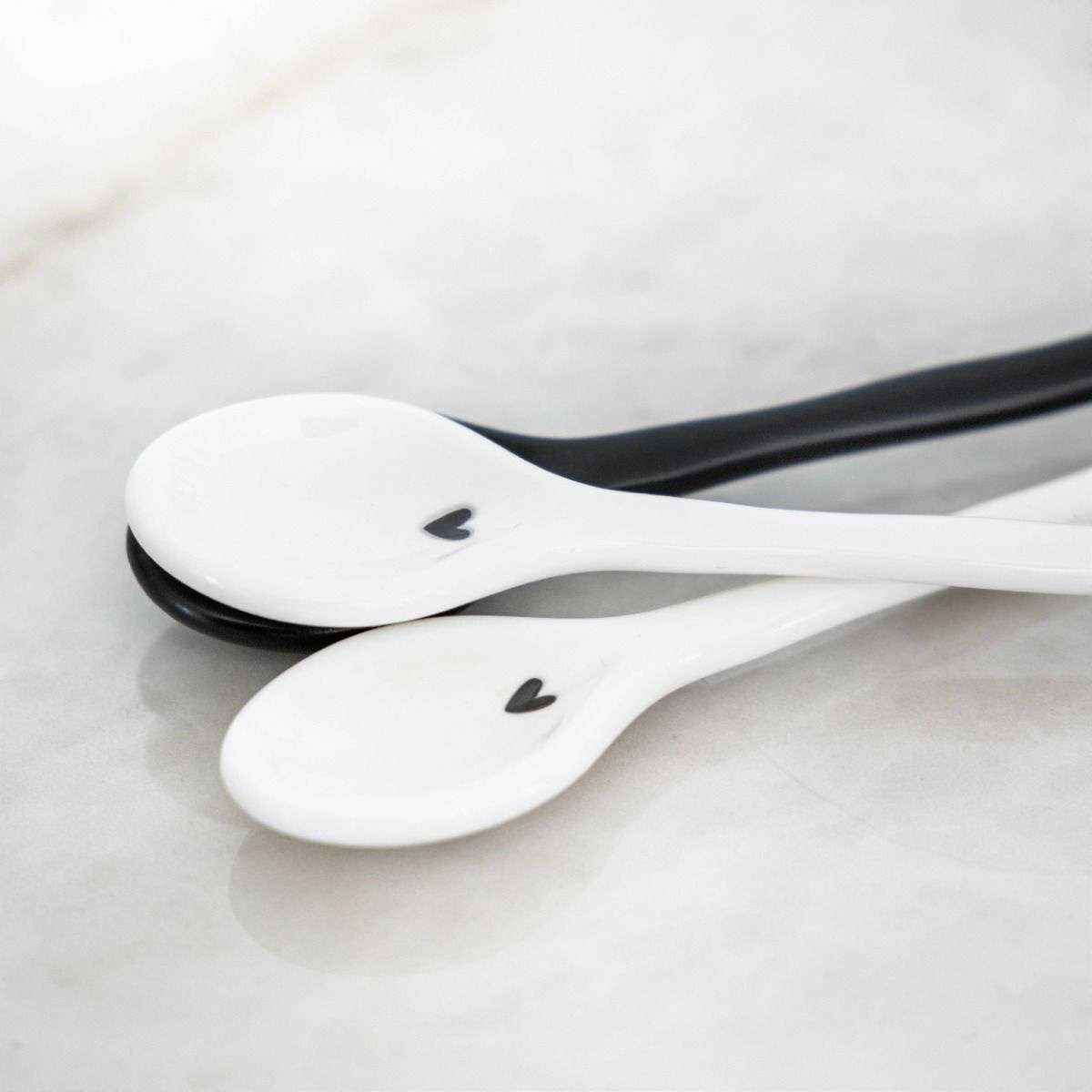 Immagine del prodotto Cucchiaino Espresso Bianco in Ceramica 14 cm | Bastion Collections